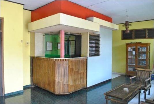 Oyo Life 1708 Hotel Budi Famili 1 Syariah Tjiamis Exterior foto